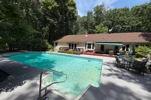 7 Laurel Dr, Harrison Township, NJ 08062 - Photo 2