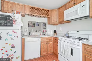 2207 Tanglewood Ct, Sewell, NJ 08080 - Photo 6