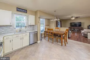 106 Glasgow Rd, Monroe Township, NJ 08094 - Photo 8