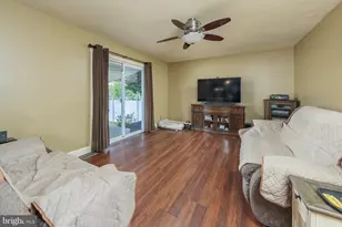 106 Glasgow Rd, Monroe Township, NJ 08094 - Photo 10