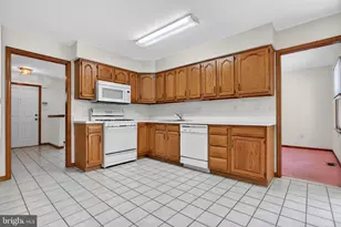 504 Ash St, Glassboro, NJ 08028 - Photo 14