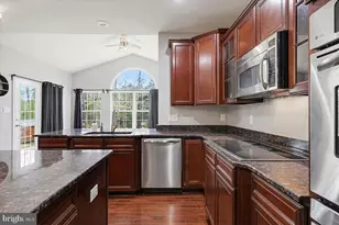 205 Huntingdon Dr, Monroe Township, NJ 08094 - Photo 16