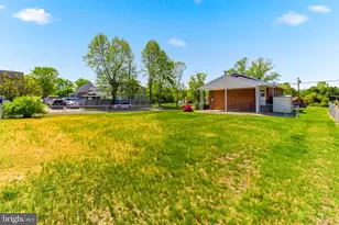 157 S Poplar St, Greenwich Township, NJ 08027 - Photo 6