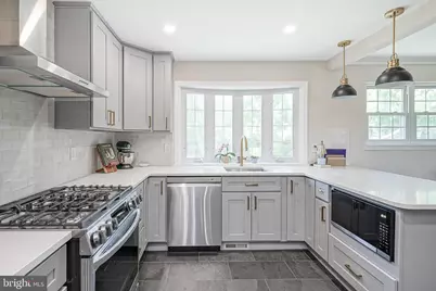 428 Temple Court, Woodbury Heights, NJ 08097 - Photo 4