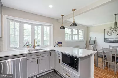 428 Temple Court, Woodbury Heights, NJ 08097 - Photo 6