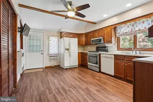 45 Carroll Ave, Monroe Township, NJ 08094 - Photo 8