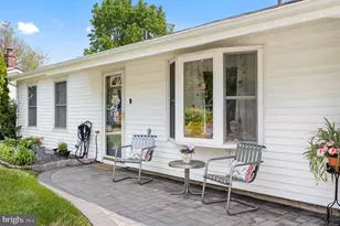 22 Arcturus Dr, Sewell, NJ 08080 - Photo 2
