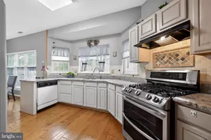 150 Sunset Dr, East Greenwich Township, NJ 08061 - Photo 4