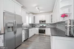 20 Roger's Pl, Blackwood, NJ 08012 - Photo 8