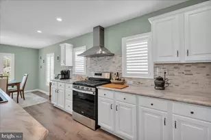 2230 Monmouth Ln, Monroe Township, NJ 08094 - Photo 6