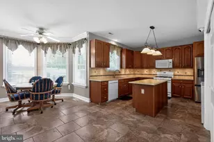27 Lauren Way, Franklin Township, NJ 08322 - Photo 8