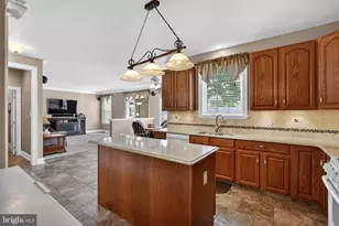 27 Lauren Way, Franklin Township, NJ 08322 - Photo 6