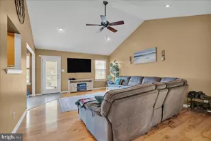 1 Tulip Ct, Deptford, NJ 08096 - Photo 18