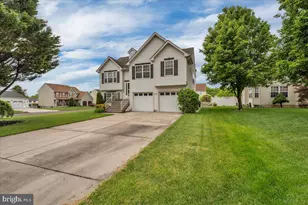 1 Tulip Ct, Deptford, NJ 08096 - Photo 2