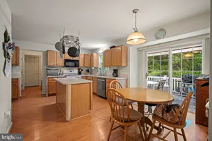 1125 Lafayette St, Monroe Township, NJ 08094 - Photo 8