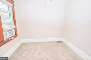 11 Sewell St, Glassboro, NJ 08028 - Photo 6