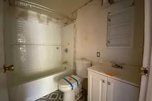 92 Elmer St, Franklin Township, NJ 08322 - Photo 4
