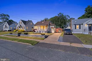 137 Locust Ave, Westville, NJ 08093 - Photo 4