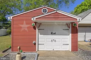 137 Locust Ave, Westville, NJ 08093 - Photo 40