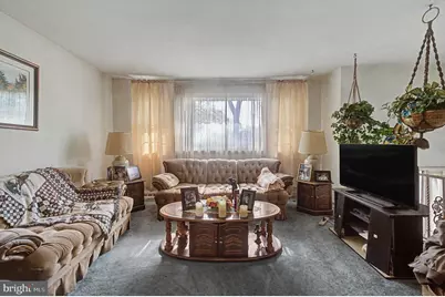 275 Essex Avenue, West Deptford Township, NJ 08086 - Photo 4