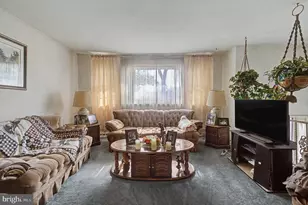 275 Essex Ave, West Deptford Township, NJ 08086 - Photo 4
