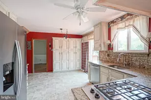 180 Ward Ln, Monroe Township, NJ 08094 - Photo 12