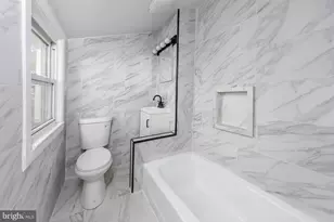 11 W Washington St, Paulsboro, NJ 08066 - Photo 8