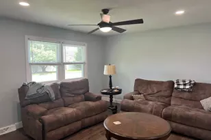 102 Turner St, Clayton, NJ 08312 - Photo 4