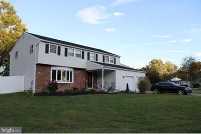 9 Hampshire Avenue, Blackwood, NJ 08012 - Photo 2