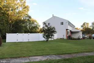 9 Hampshire Ave, Blackwood, NJ 08012 - Photo 4