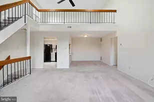 320 Surrey Ct, Sewell, NJ 08080 - Photo 4