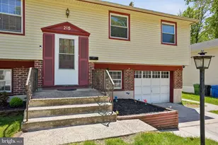215 Wedgewood, Blackwood, NJ 08012 - Photo 2