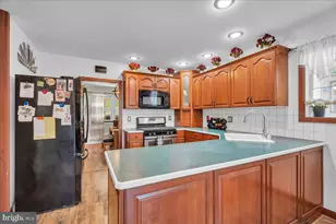 908 Plymouth Pl, Washington Township, NJ 08012 - Photo 10