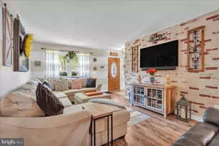 908 Plymouth Pl, Washington Township, NJ 08012 - Photo 6