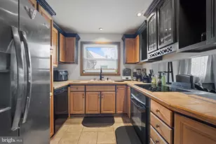 186 Ford Ave, West Deptford, NJ 08096 - Photo 8
