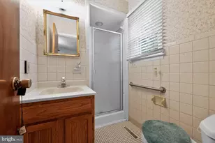 176 Golfview Dr, Sewell, NJ 08080 - Photo 24