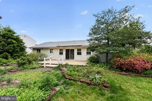 176 Golfview Dr, Sewell, NJ 08080 - Photo 28