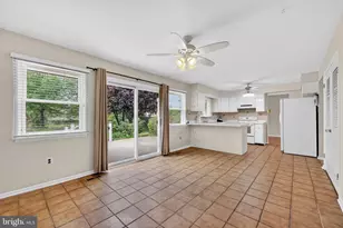 176 Golfview Dr, Sewell, NJ 08080 - Photo 10