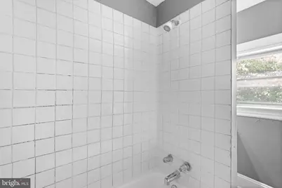 26 E Adams Street, Paulsboro, NJ 08066 - Photo 24