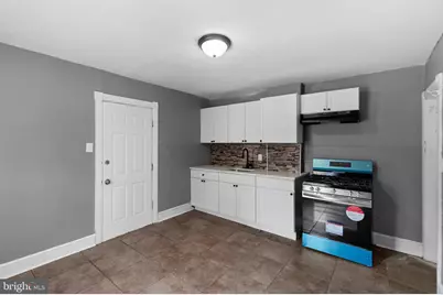 26 E Adams Street, Paulsboro, NJ 08066 - Photo 10