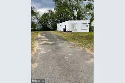 51 Burke, Deptford, NJ 08096 - Photo 2