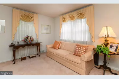 10 S Jefferson Avenue, Wenonah, NJ 08090 - Photo 8