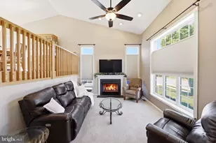 28 Derby Dr, Sewell, NJ 08080 - Photo 6