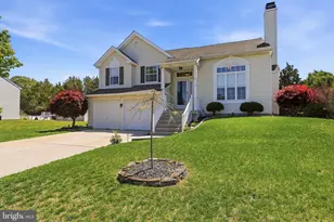 28 Derby Dr, Sewell, NJ 08080 - Photo 2
