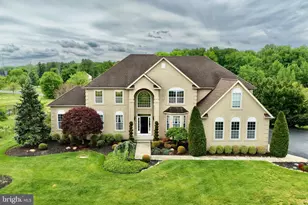 16 Gabrielle Cir, Swedesboro, NJ 08085 - Photo 1