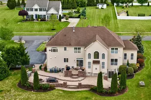 16 Gabrielle Cir, Swedesboro, NJ 08085 - Photo 8