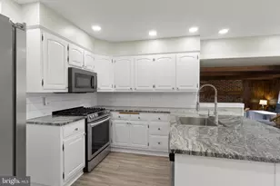 907 Preston Ct, Blackwood, NJ 08012 - Photo 8