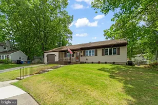 907 Preston Ct, Blackwood, NJ 08012 - Photo 2