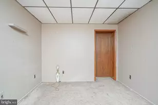129 Karen Dr, Monroe Township, NJ 08094 - Photo 26