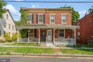 22 Laurel St, Woodbury, NJ 08096 - Photo 2